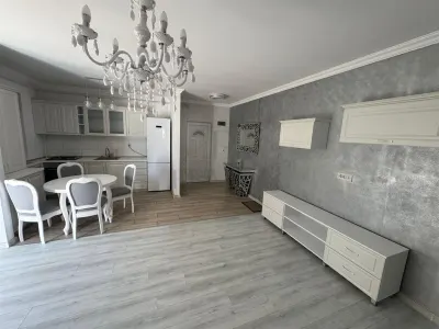 BRAYTIM - GIROC - PARTER - 3 CAMERE SPATIOS - CLIMA - BALCON - LOC PARCARE - Giroc