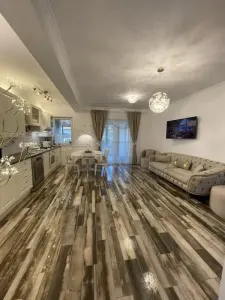 Casa insiruita - zona centrala - mobilat lux - Mosnita Noua