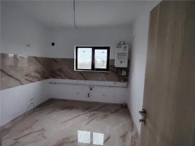 Duplex cu 5 camere - la cheie - toate utilitatile - foto 4
