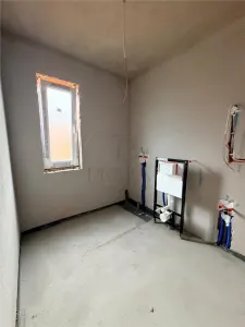 NOU PE PIATA - DUPLEX 5 CAMERE - DORMITOR LA PARTER - foto 10