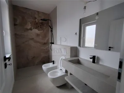 Duplex deosebit - asfalt - toate utilitatile - foto 16