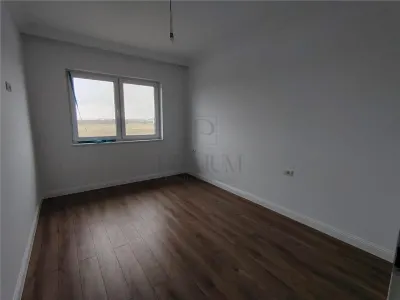 Duplex deosebit - asfalt - toate utilitatile - foto 3