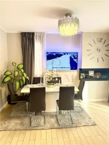 DUMBRAVITA  - TRIPLEX - ZONA LIDL - 4 CAMERE - 2 BAI - INCALZIRE PARDOSEALA - TERASA - LOC PARCARE - Dumbravita