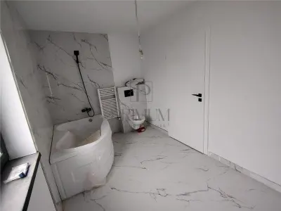 Duplex despartit - finisaje moderne - zona buna - foto 12