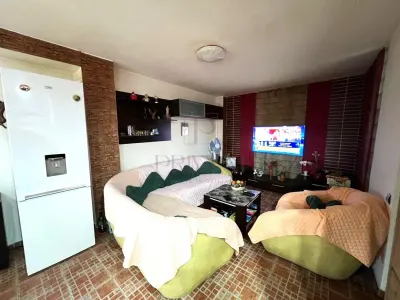 SOARELUI - ETAJ 2 - DECOMANDAT - 3 CAMERE - 2 BAI - 2 BALCOANE - CENTRALA PROPRIE - CLIMA - BOXA - Timisoara
