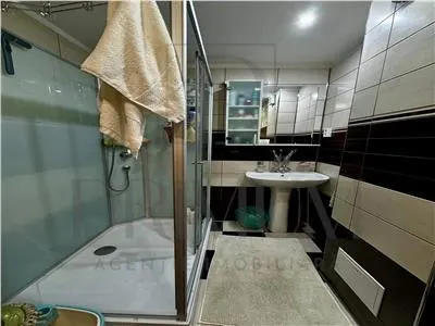 Timocului - 2 Camere - Etaj 2 - Centrala proprie - Decomandat - Renovat - foto 12