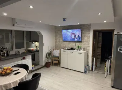 DAMBOVITA - 2 CAMERE - ETAJUL 2 - BLOC IZOLAT - CENTRALA PROPRIE - Timisoara