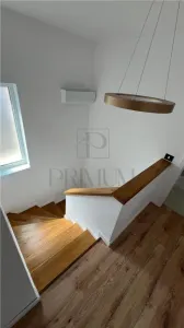 Duplex in zona superba - 4 dormitoare - personalizare interioara - foto 3