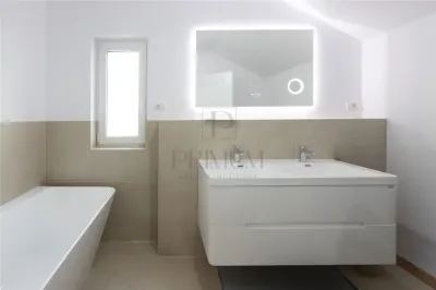 Casa tip Duplex - finisaje premium - asfalt - separat prin casa scarii - foto 11
