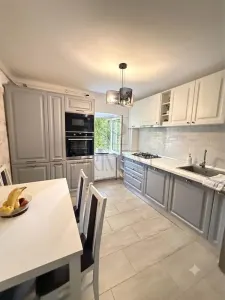 ARADULUI - 4 CAM - BLOC IZOLAT - ETAJ 2 - RENOVAT - 2 BALCOANE - CENTRALA PROPRIE - CLIMA - Timisoara