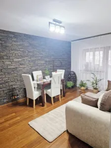 BABA DOCHIA - 4CAM - DECOMANDAT - RENOVAT - 2 BAI COMPLETE - CENTRALA/AC - CONFORT 1 - Timisoara