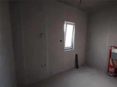 Duplex 4 camere - despartit prin CT - zona foarte buna - asfalt - posibilitate alegere finisaje - foto 9