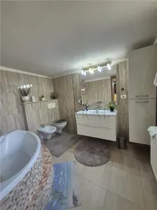 CASA INDIVIDUALA IN TIMISOARA -  ZONA EXCELENTA - GATA DE MUTARE IMEDIATA - foto 24