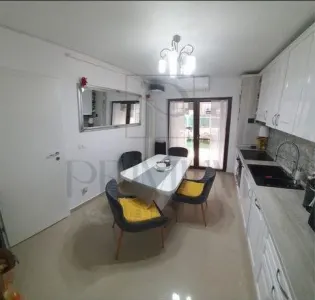 FREIDORF, APARTAMENT LA PARTER IN CASE INSIRUITE, 3 CAMERE SI CENTRALA PROPIE - foto 2