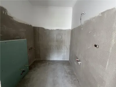 Apartament 3 camere - bucatarie separata - curte proprie - foto 6