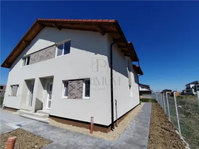 Duplex spatios - personalizare interioara - zona populata - foto 1