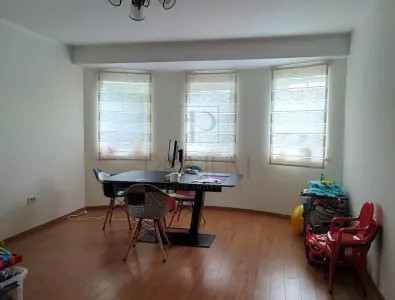 CALEA URSENI, CASA P+M, 3 DORMITOARE, BUCATARIE INCHISA, 3 BAI, GARAJ - Timisoara