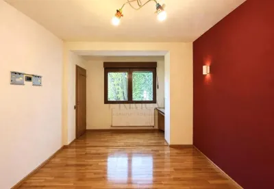 MEDICINA | 4 CAM | DECOMANDAT | ET.1 | 2 BAI  | RENOVAT | GARAJ - Timisoara