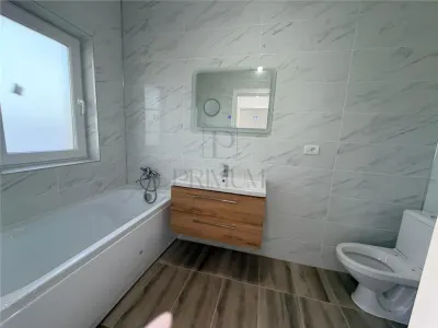 Duplex pe parter - finisaje top- zona excelenta - foto 12