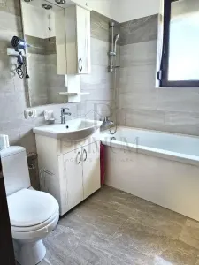 GIROC - 4 CAMERE - 2 BAI - DECOMANDAT - POD - PARCARE PRIVATA - 2 BALCOANE - foto 7