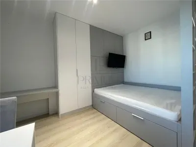 BRAYTIM - 1 CAMERA - MOBILAT COMPLET - ZONA EXCELENTA - PARCARE INCLUSA - foto 4