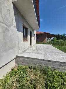 Casa individuala - la gri - toate utilitatile - foto 3