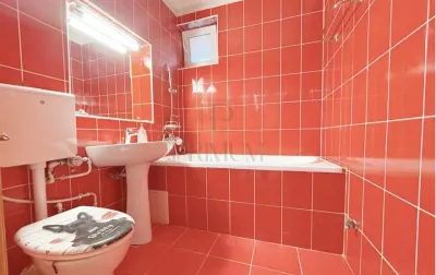 MEDICINA - 4 Camere - Spatios - 2 Bai - Etaj 1 - Garaj in CF - LOCATIE EXCELENTA - foto 10