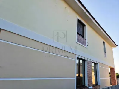 Sacalaz- toate utilitatile- 4 camere-incalzire in pardoseala - foto 3