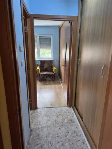 SAGULUI - ETAJ 2 - BLOC IZOLAT - 3 CAMERE - DEBARA - CENTRALA PROPRIE - CLIMA - foto 9