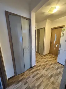 Dambovita - 2 Camere - Etaj intermediar cu LIFT - Centrala proprie - Decomandat - foto 5