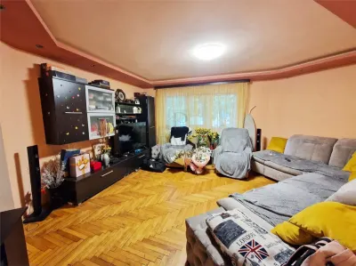 SOARELUI - 3 CAM - 2 BAI - CT PROPRIE - ETAJ 1 - BOXA - Timisoara