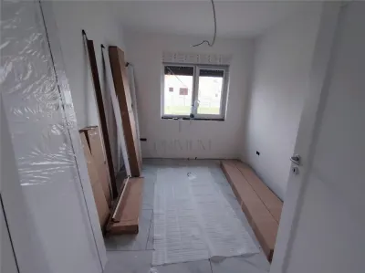 DUPLEX LA CHEIE - 3 DORMITOARE - TOATE UTILITATILE - foto 3
