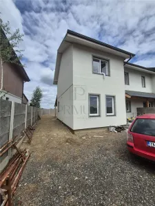 Duplex finalizat - cartier Europa - partial mobilat - foto 1