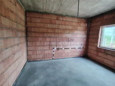 DUPLEX MANSARDABIL - SEPARAT PRIN BAIE - PERSONALIZARE INTERIOARA - foto 4
