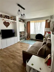 CIRCUMVALATIUNII - LIFT - 4 CAMERE - RENOVAT - 2 BAI - 2 BALCOANE - CENTRALA PROPRIE - CLIMA - BOXA CF - foto 12