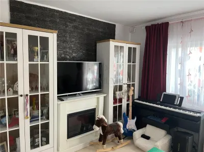 DAMBOVITA - 4 CAM - 2 BAI - 2 BALCOANE - ETAJ 3 - CENTRALA - CLIMA - RENOVAT - Timisoara