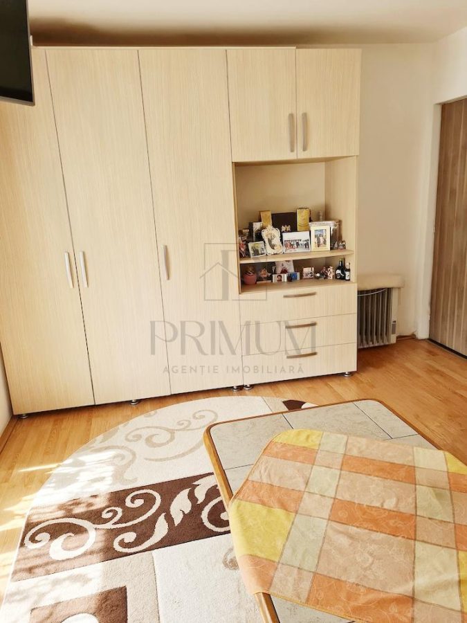 LIPOVEI - 1 CAM - DECOMANDAT - BALCON - SPATIOS -  ZONA EXCELENTA - Timisoara