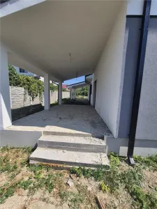 DUPLEX DESPARTIT - SUPRAFETE MARI - ZONA EXCELENTA - foto 7