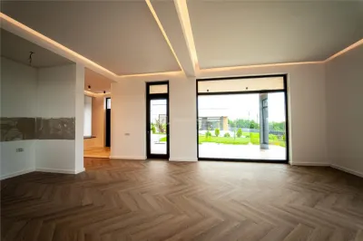 Vila  de lux, construita cu materiale premium, priveliste superba - foto 7