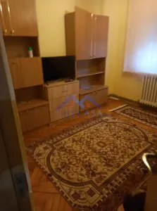 Apartament 3 camere, decomandat, Cetate, Lic. Sportiv, et.3, 2 bai - foto 7