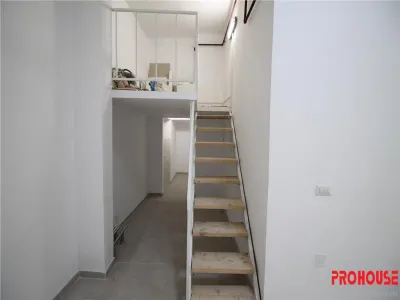 Spatiu comercial stradal -Milcov - foto 5