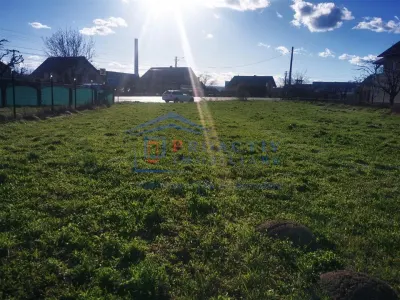 Teren Intravilan I Plopeni I T-7044 - Suceava