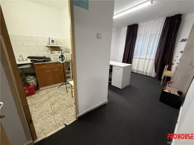 Orizont - stradal - Spatiu comercial - intrare separata - foto 14