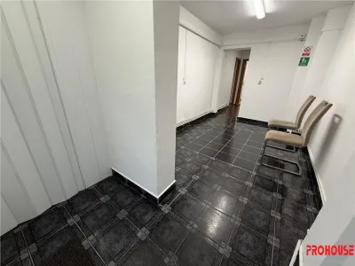 Orizont - stradal - Spatiu comercial - intrare separata - foto 8