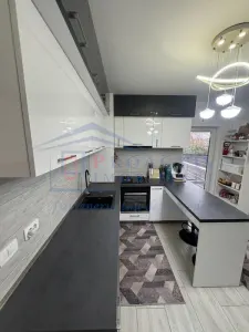 Casa in sistem duplex in Ipotesti C-5737 - foto 4