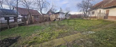RECO. Teren intravilan de vanzare in Cetariu - Cetariu