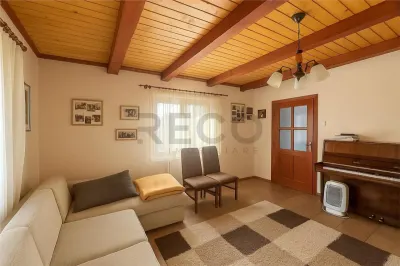 RECO Casa de vacanta 1 camera, zona Episcopia Bihorului, teren generos si balta de pescuit - Oradea