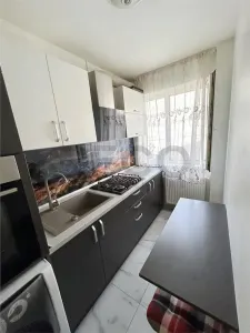 RECO Apartament 2 camere, zona Velenta, etaj 1/4, balcon inchis - foto 4