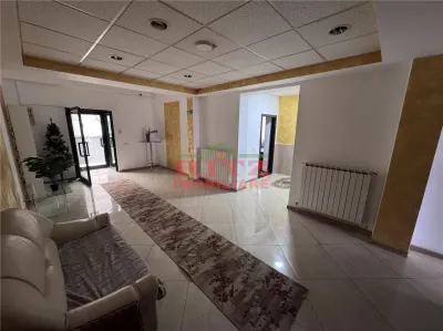 Nou! Sp. Birouri, P+1E, S=372 mp., zona Parcul Tineretului! - foto 4