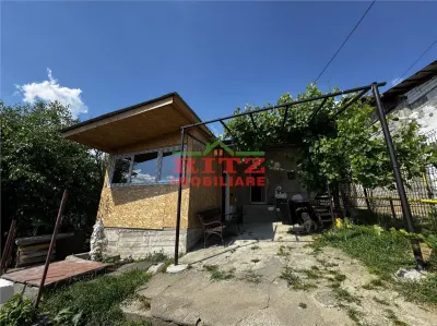 Nou! Casa+teren, cu vedere panoramica spre raul Olt! - foto 10